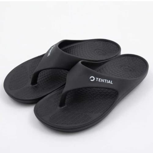 Conditioning Sandal Flip flop 2足並べて斜め前から